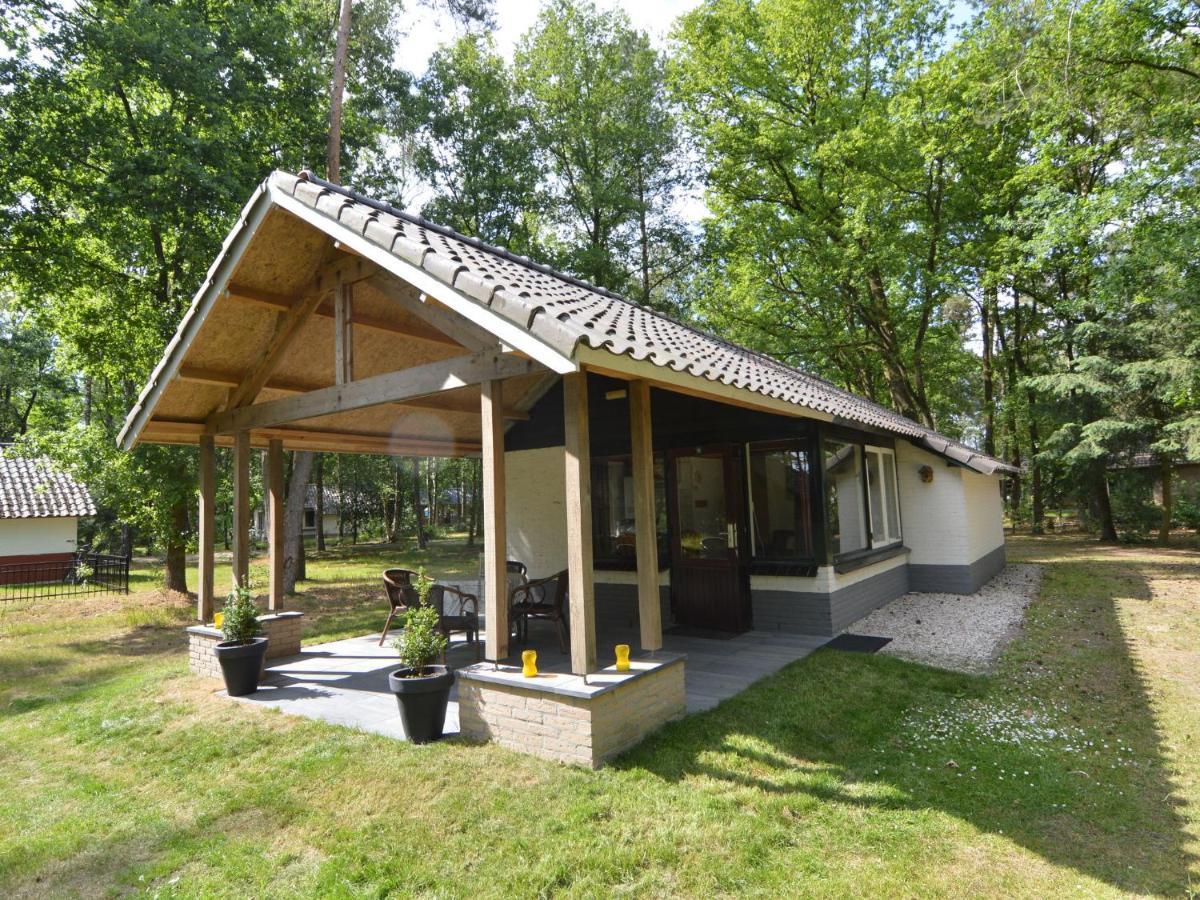 Detached Bungalow With Lovely Covered Terrace In A Nature Rich Holiday Park Stramproy Extérieur photo