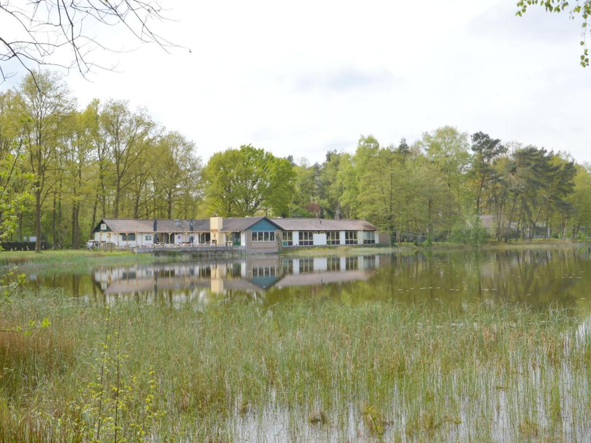 Detached Bungalow With Lovely Covered Terrace In A Nature Rich Holiday Park Stramproy Extérieur photo